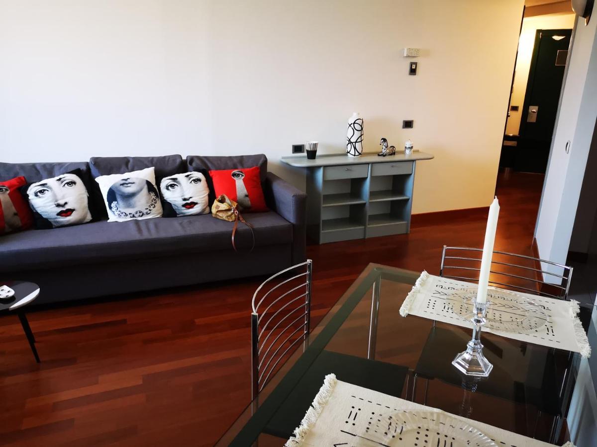 ג'נובה Suite Lambruschini Central With Top City View - Free Covered Parking מראה חיצוני תמונה